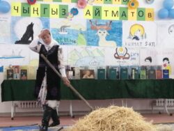 Чынгыз Айтматов-учурдун улуу жазуучусу!
